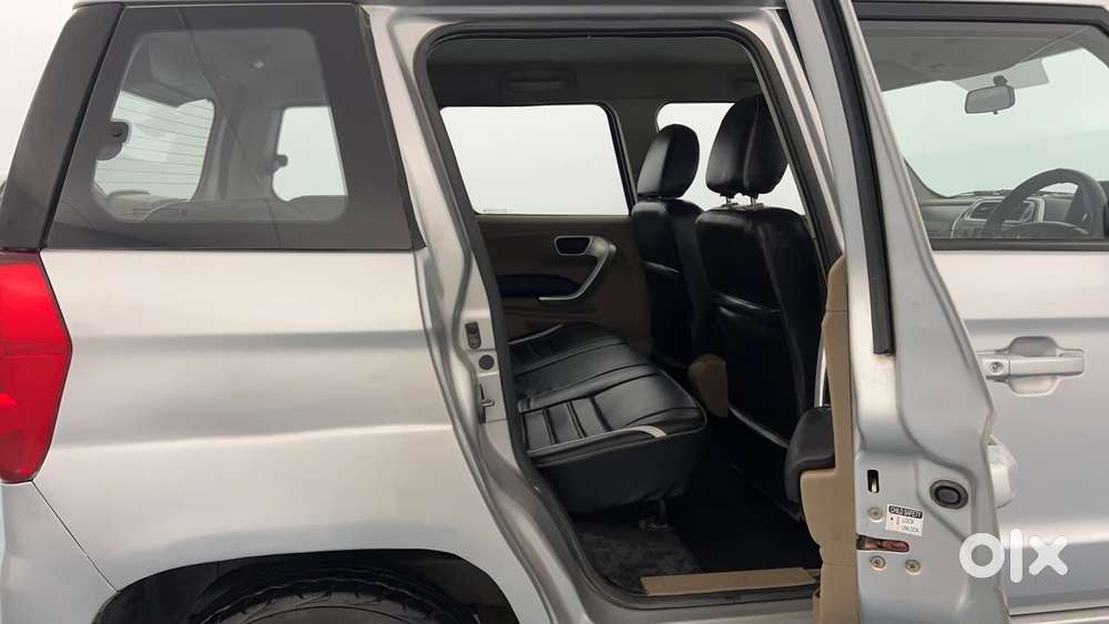 Mahindra Tuv 300 T8, 2015, Diesel