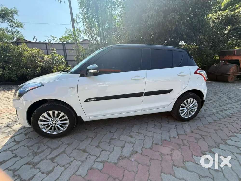 Maruti Suzuki Swift 2017 Diesel 137500 Km Driven