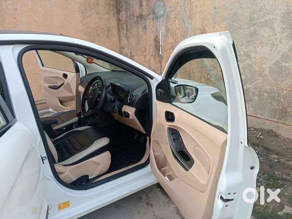 Ford Figo 2016 Petrol Manual