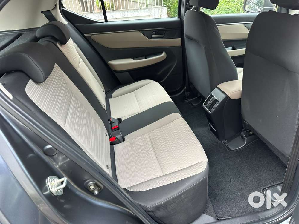 Honda Elevate V Mt, 2023, Petrol