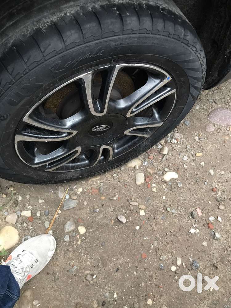 Mahindra Marazzo M8, 2018, Diesel