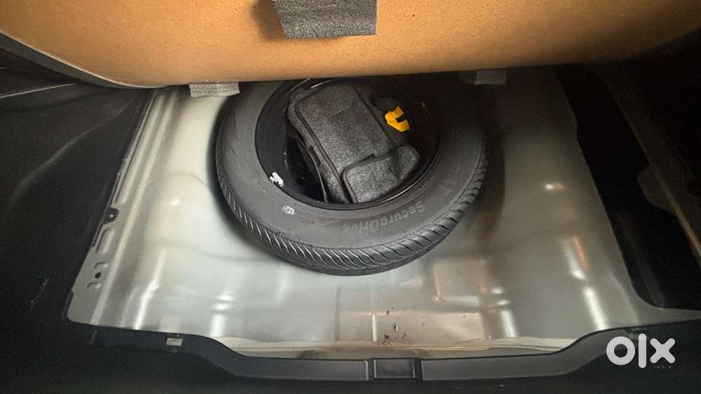 Hyundai New Verna Dec 2023 Black Petrol
