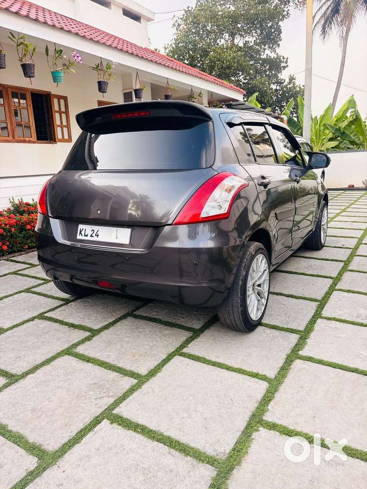Maruti Suzuki Swift Vxi, 2016, Petrol