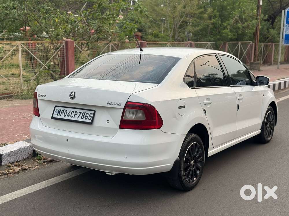 Skoda Rapid 2013-2016 1.5 Tdi At Elegance, 2015, Diesel