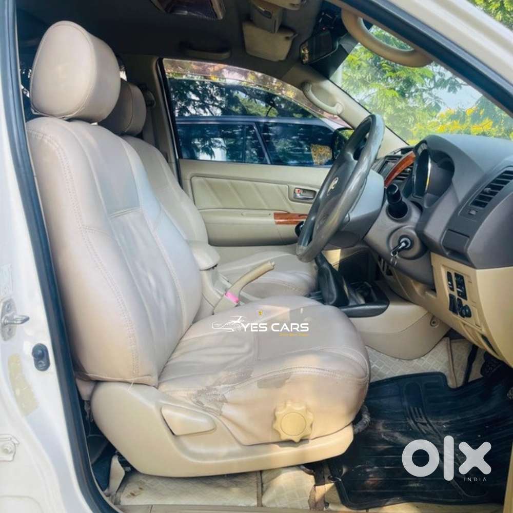 Toyota Fortuner 3.0 4x4 Manual, 2011, Diesel