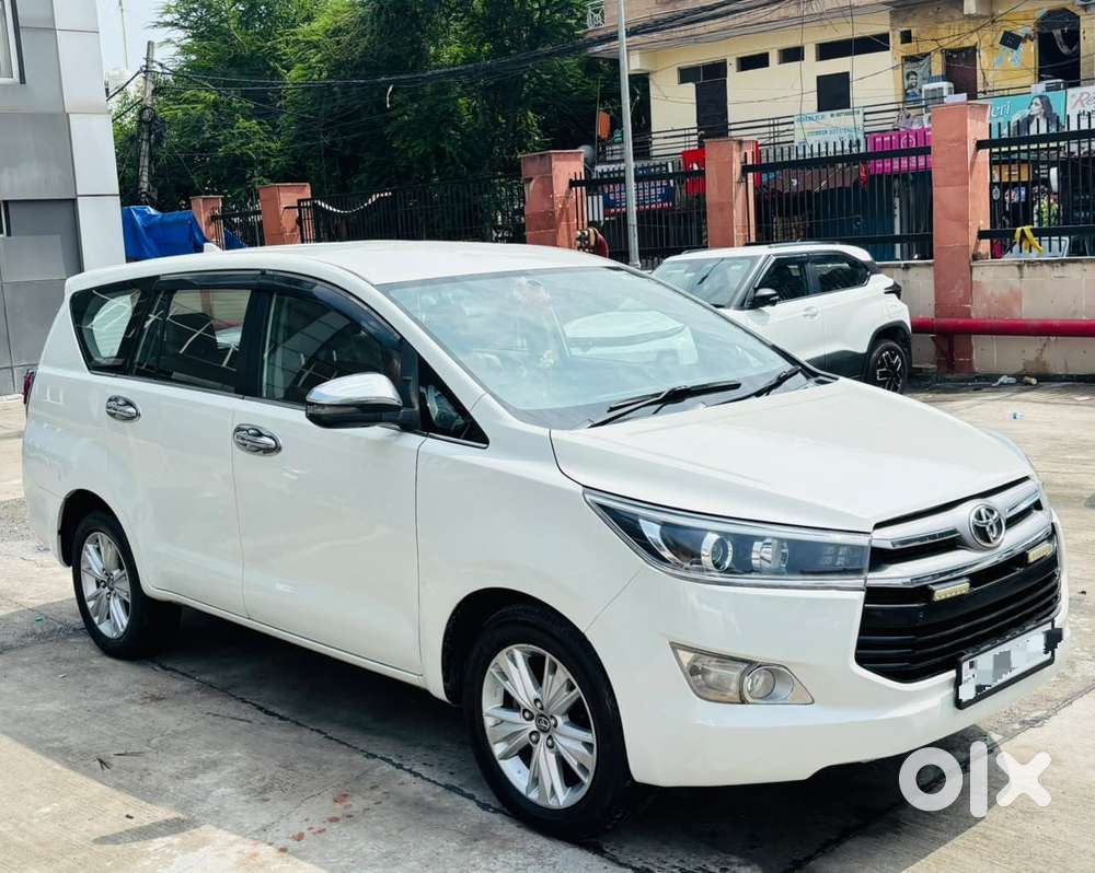 Toyota Innova Crysta 2.8z Automatic, 2018, Diesel
