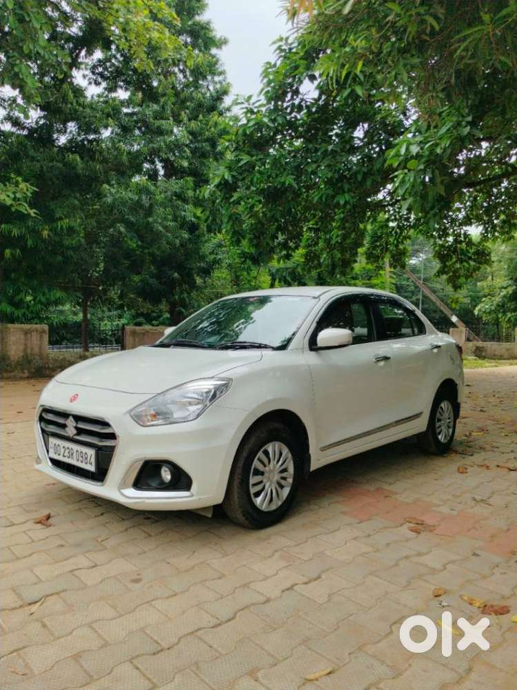 Maruti Suzuki Dzire Vxi Ags, 2024, Petrol