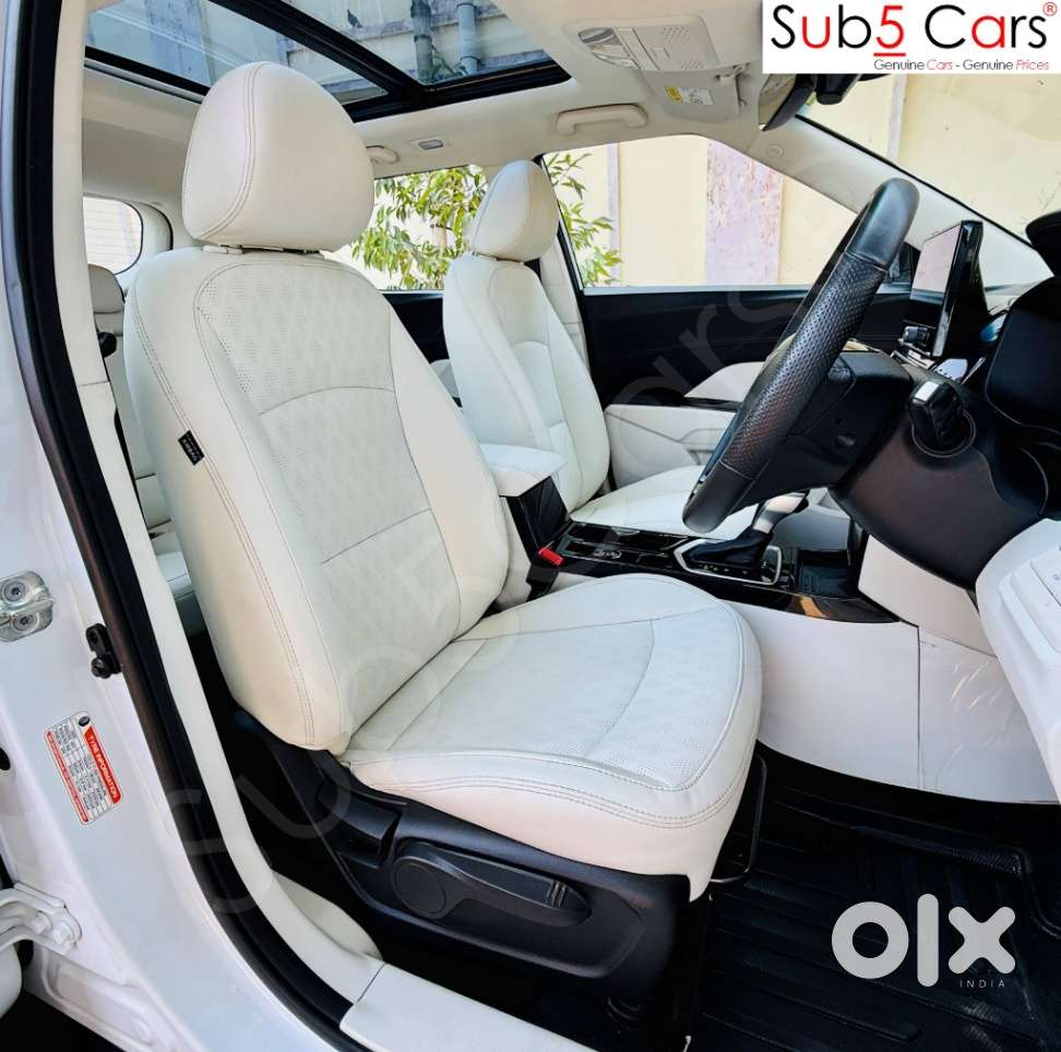 Mahindra Xuv 3xo Ax7l 1.2 Petrol At (pg), 2024, Petrol