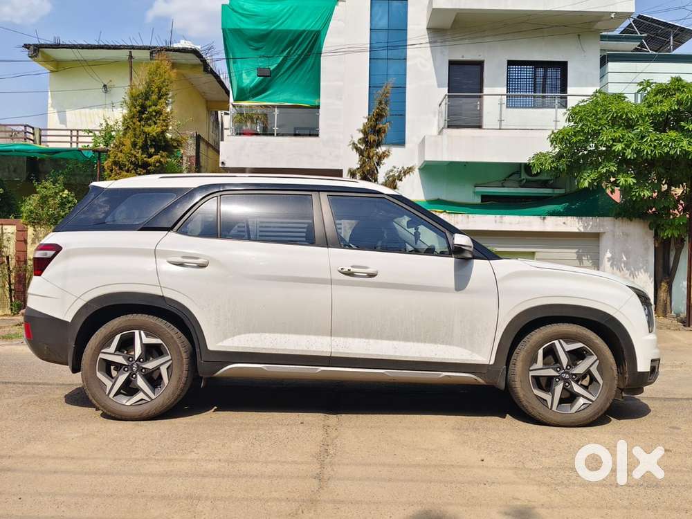 Hyundai Alcazar 2022 Diesel Well Maintained