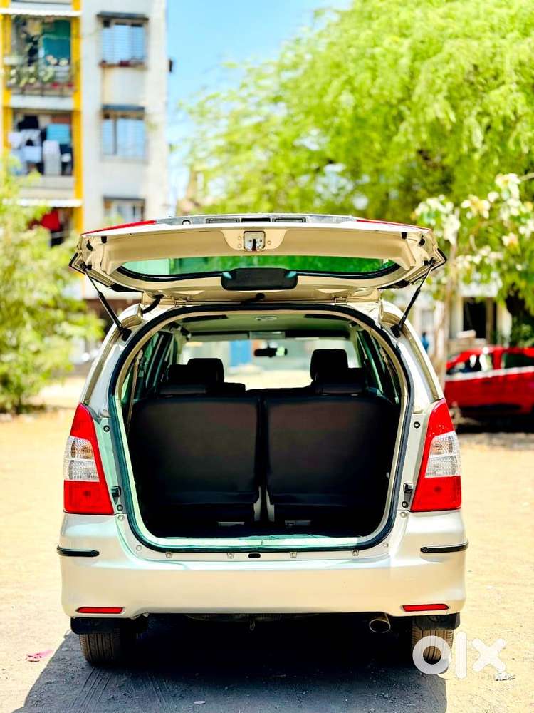 Toyota Innova 2.5 V Diesel (7-str)  2014  1st Owner  Well Maintaine