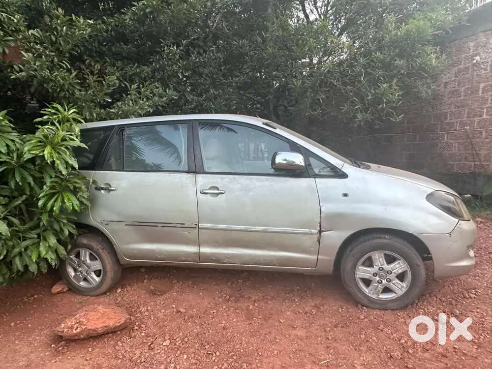 Toyota Innova 2006 Petrol