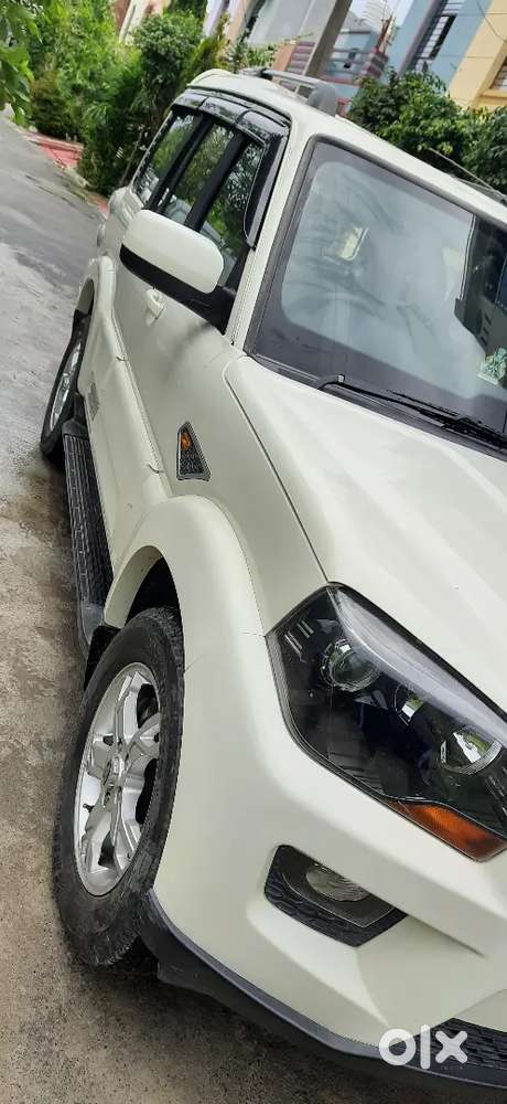 Mahindra Scorpio S10 2015 Diesel 63000 Km Driven 2 Owner