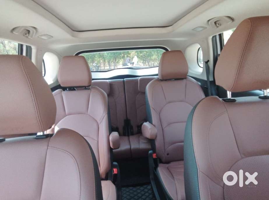 Mg Hector Plus Sharp Pro 1.5 Turbo Petrol Cvt 6 Str, 2025, Petrol