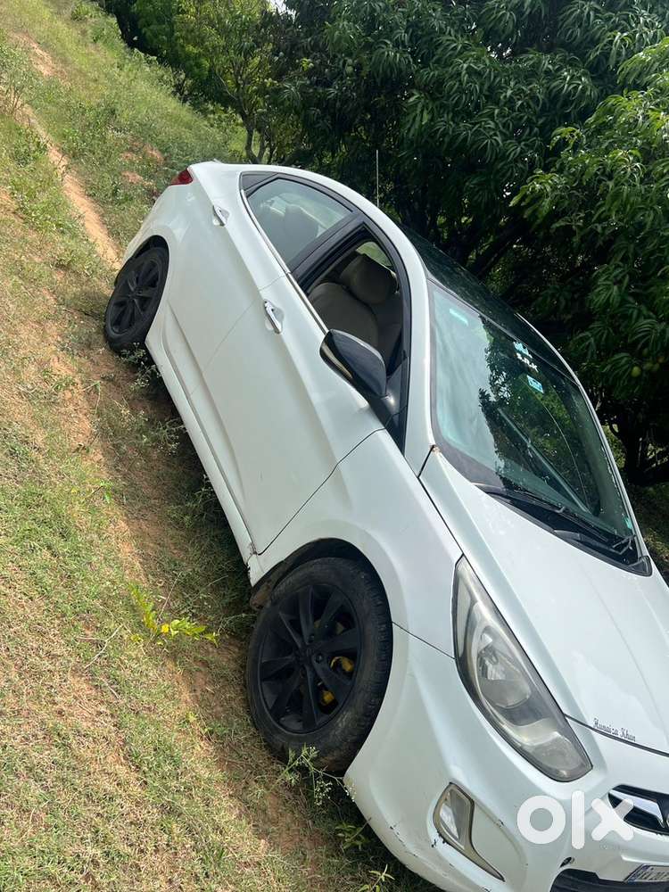 Hyundai Verna 2012 Diesel Well Maintained