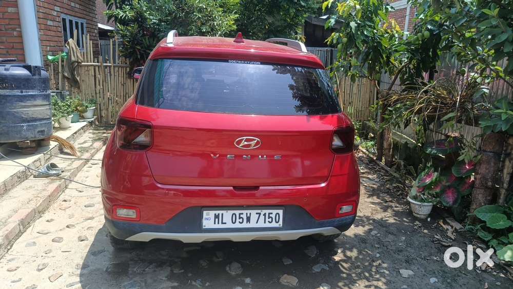 Hyundai Venue Petrol 2021