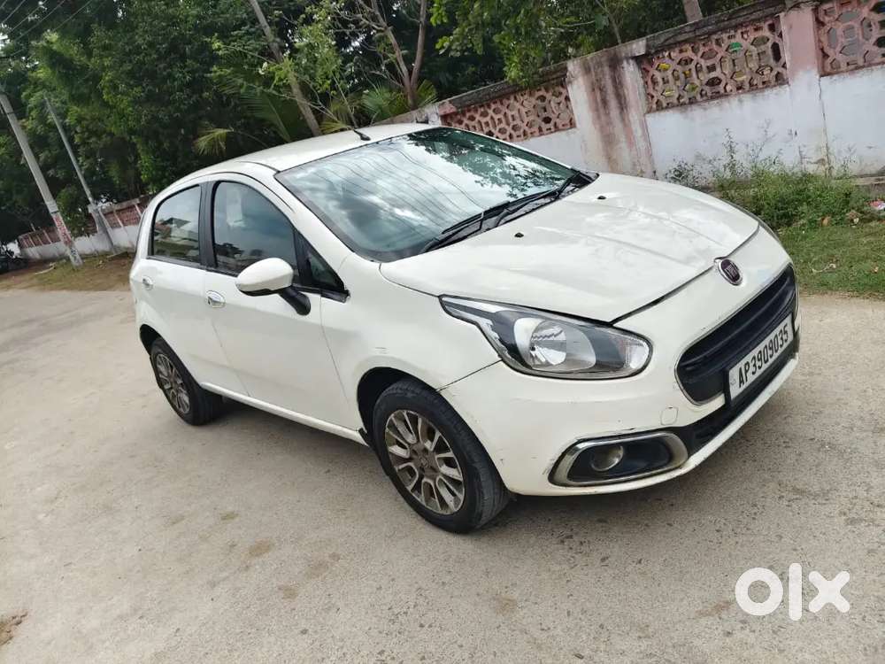 Fiat Punto Evo 2019 Diesel 105000 Km Driven