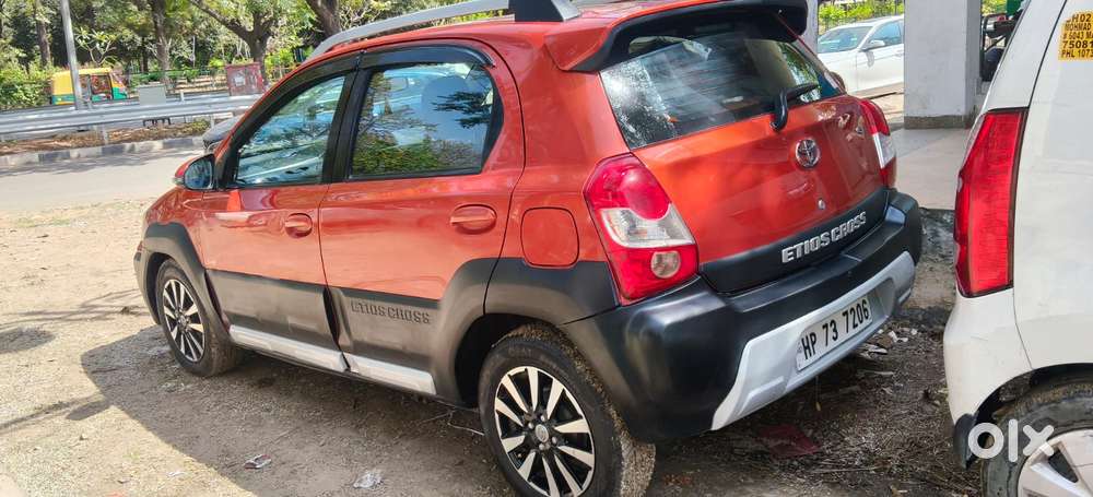 Toyota Etios Cross, 2015, Petrol