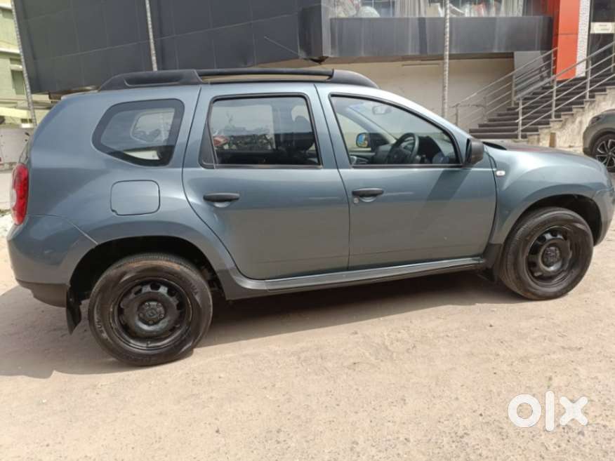 Renault Duster Rxe, 2015, Petrol