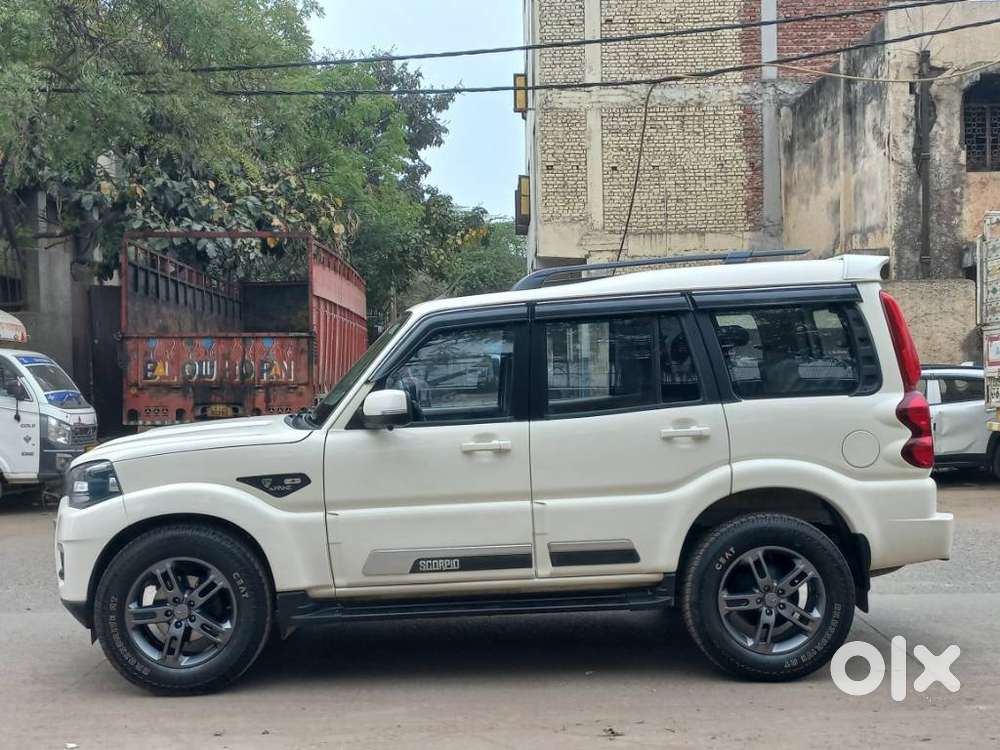 Mahindra Scorpio Classic 2.2 S Mt 7 Str, 2022, Diesel