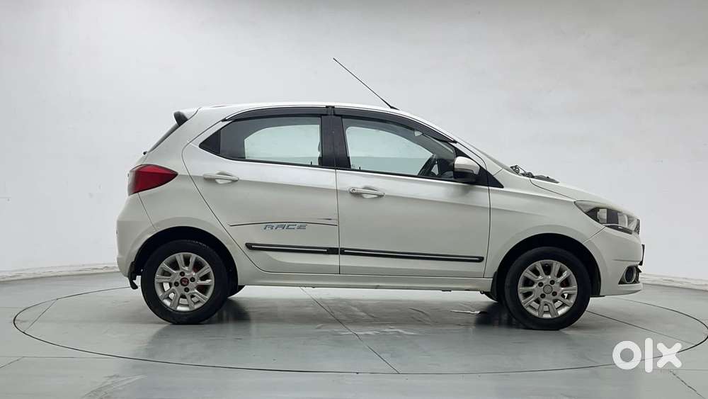 Tata Tiago Xza, 2018, Petrol