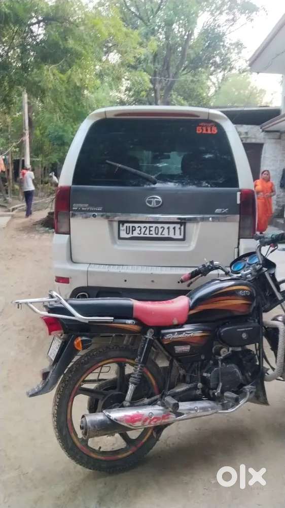 Tata Safari Storme 2012