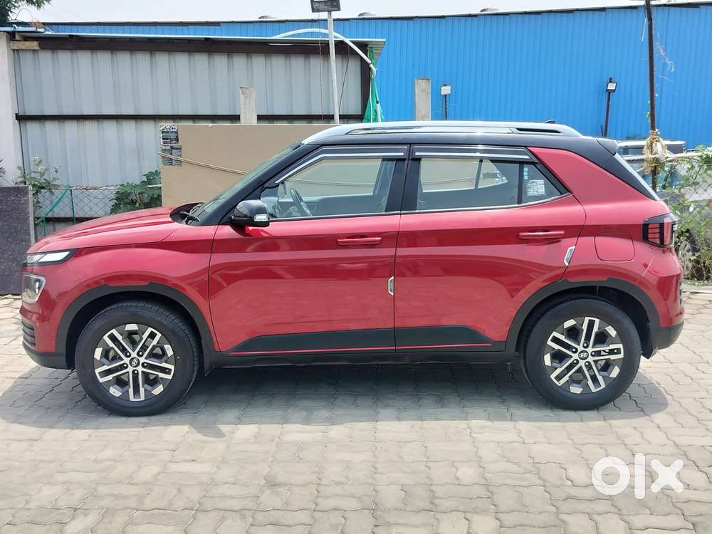 Hyundai Venue Sx Dual Tone Diesel, 2023, Diesel