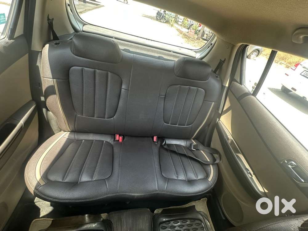 Hyundai I20 Sportz Opt 2012 Petrol