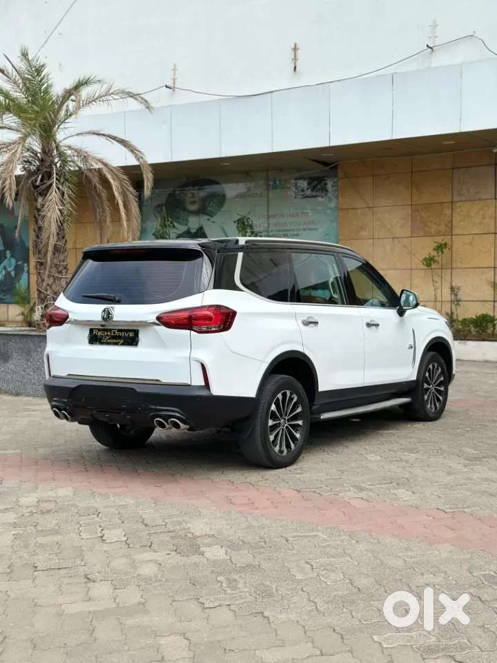 Mg Gloster Savvy 7 Seater, 2022, Diesel