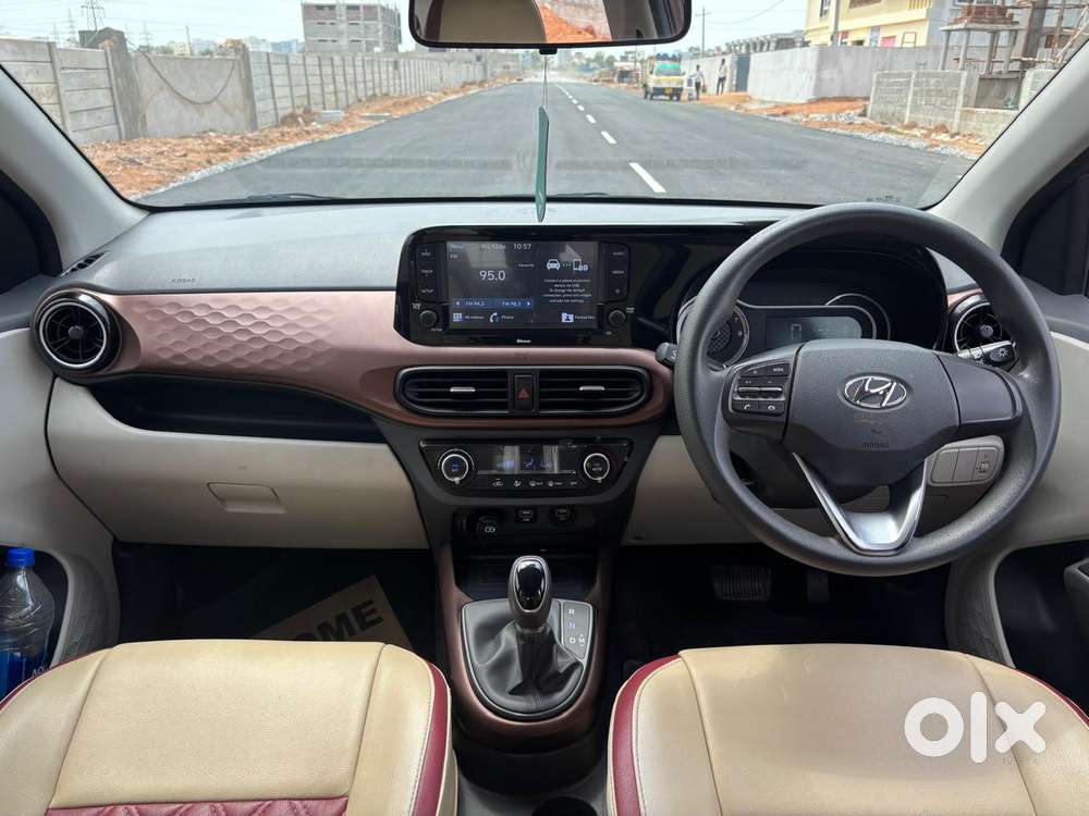 Hyundai Aura Sx Plus Automatic, 2020, Petrol