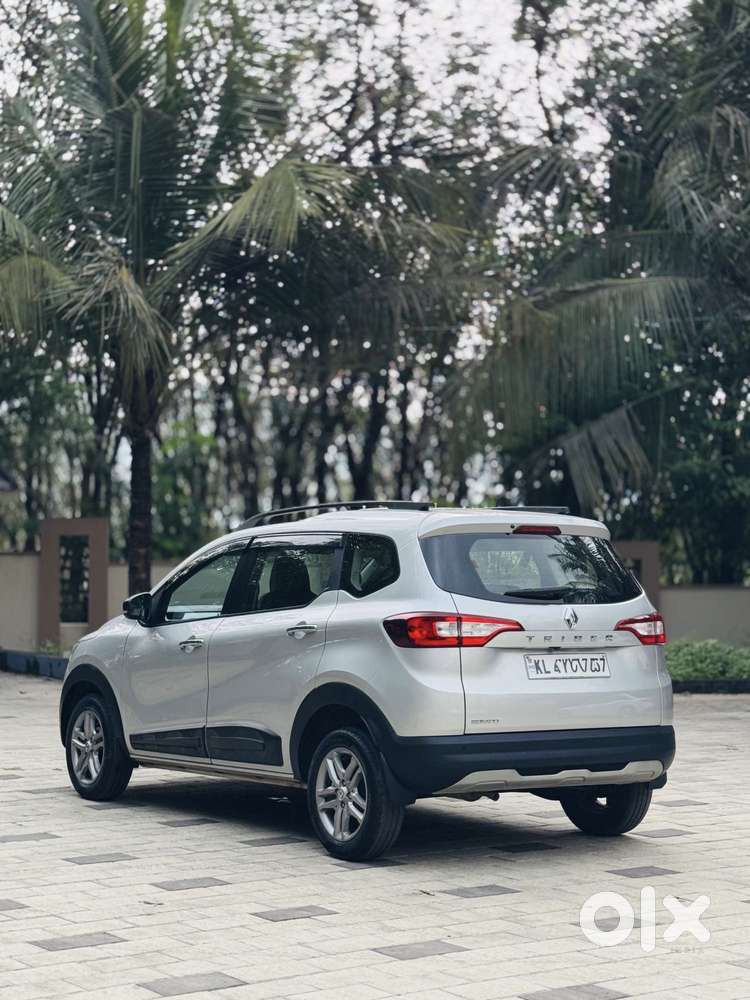 Renault Triber Rxz, 2024, Petrol