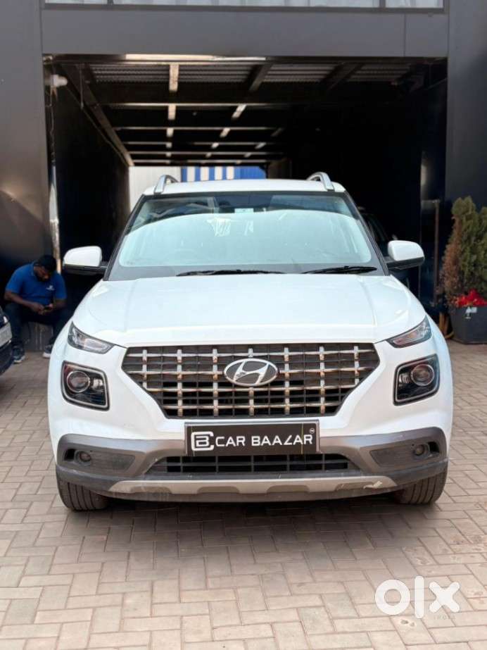 Hyundai Venue Sx+ At, 2021, Petrol