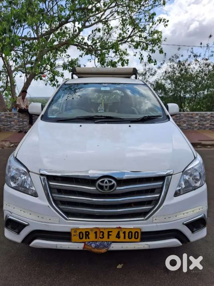 Toyota Innova 2010
