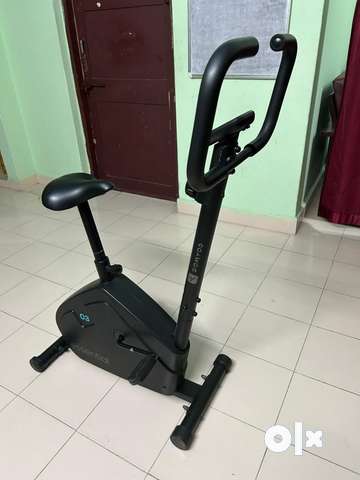 Manual Exercise bike Essential DOMYOS