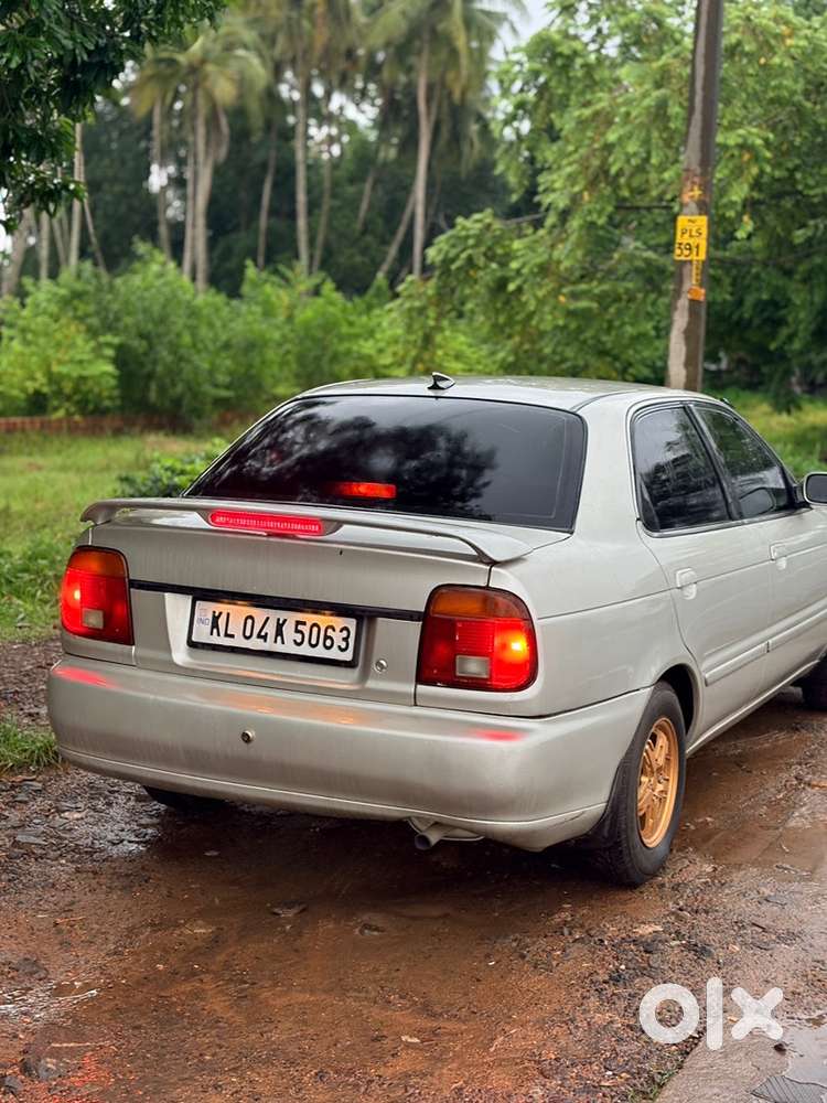 Maruti Suzuki Baleno 2001