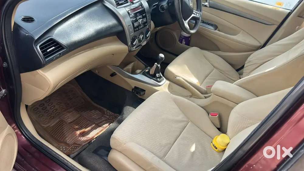Honda City 1.5 V 2012