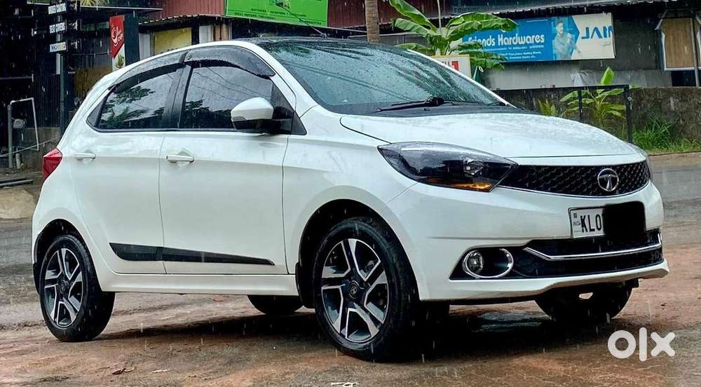 Tata Tiago Xz+ Dual Tone 2019 - Petrol