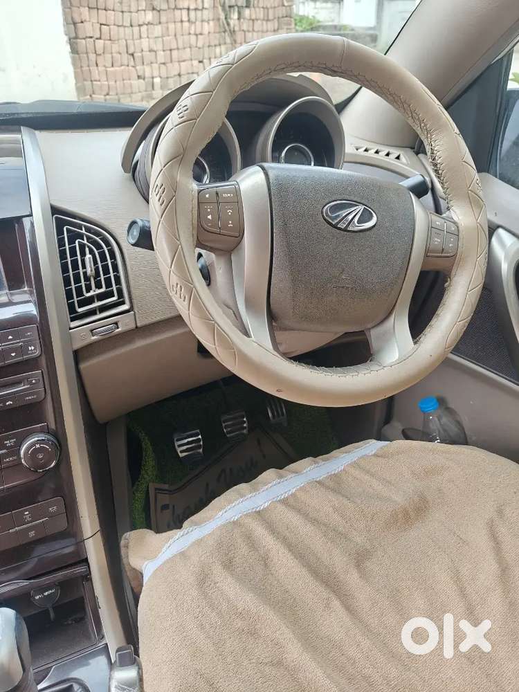 Mahindra Xuv500 2015 मॉडल