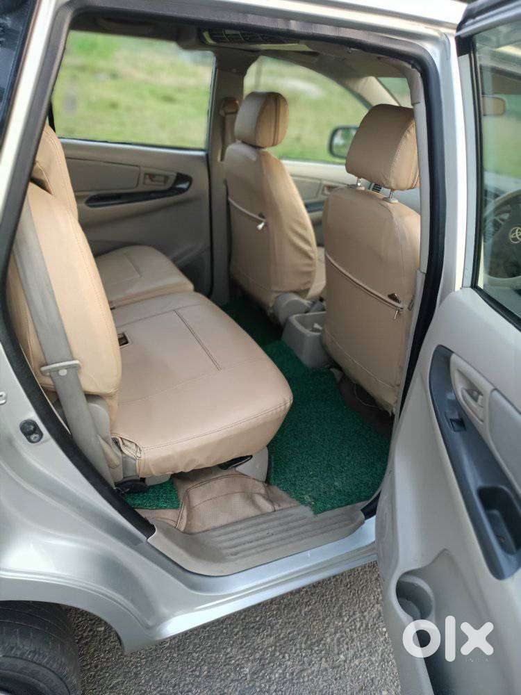 Toyota Innova, 2011, Diesel