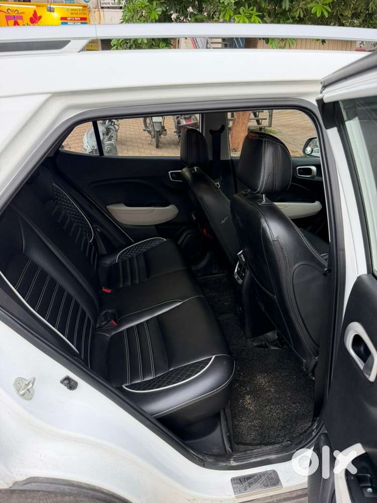 Hyundai Venue Diesel Manual 2024