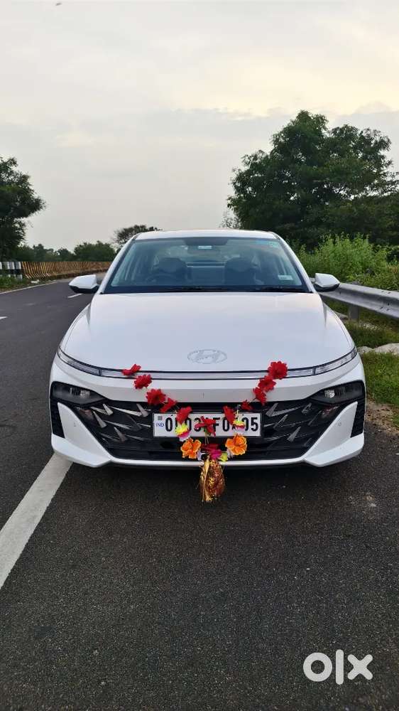 Hyundai Verna 1.5 Petrol Mt 2025