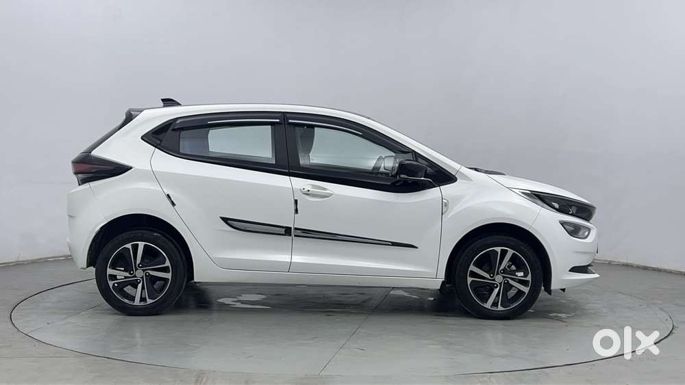 Tata Altroz Xza Plus (s), 2024, Petrol