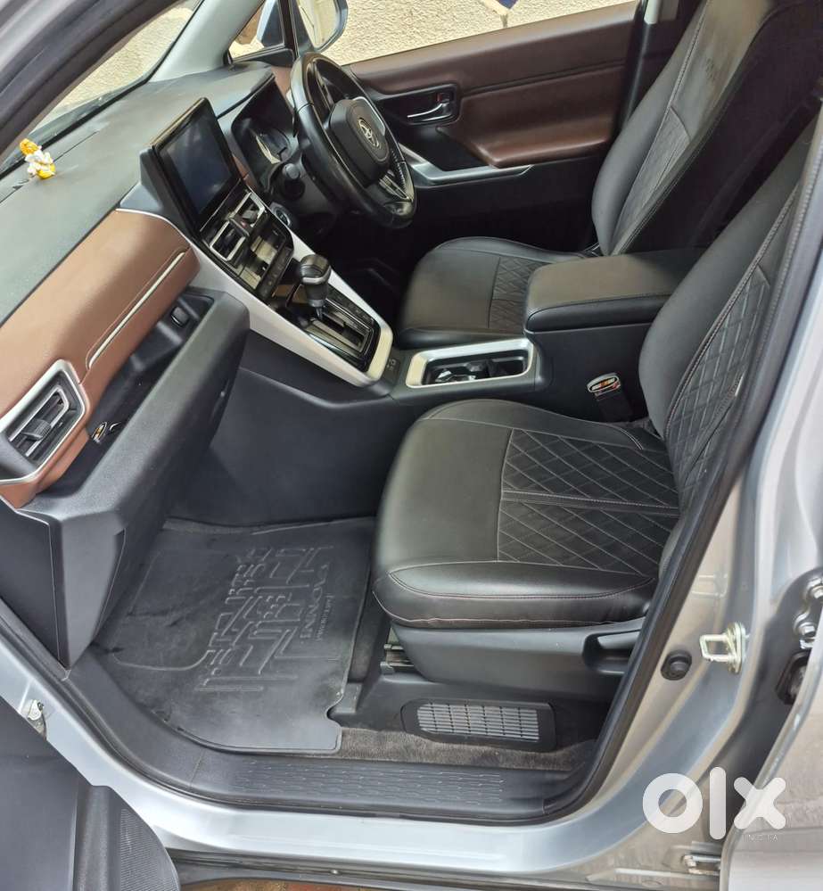 Toyota Innova Hycross 2.0 Vx Hybrid 8 Str, 2023, Electric