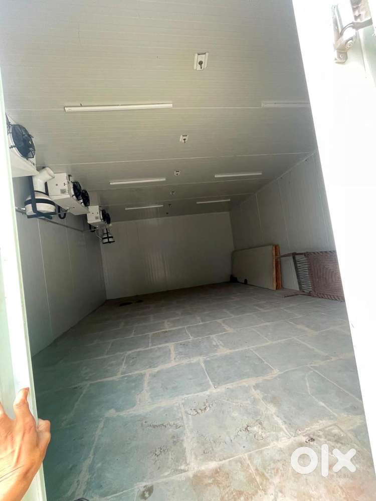 Complete Cold Room Setup for Sale - Almost Unused PUF Panel