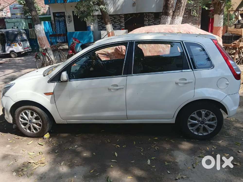 Ford Figo 2013 Petrol 68000 Km Driven