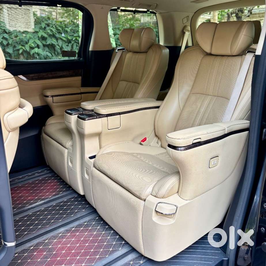 Toyota Vellfire Vip – Executive Lounge, 2020, Petrol