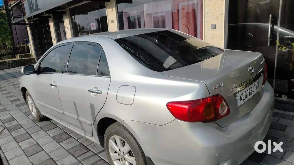 Toyota Corolla Altis 2010