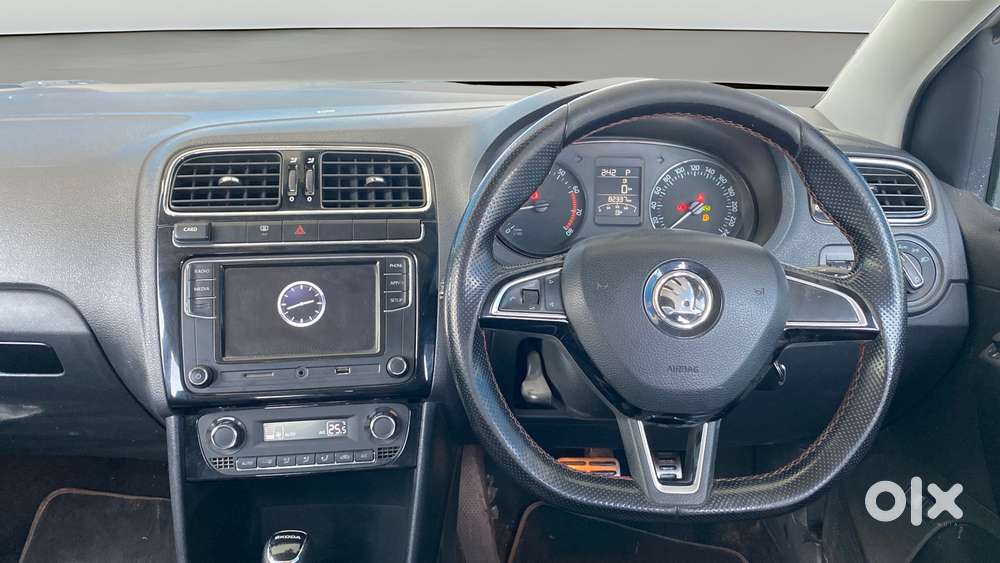 Skoda Rapid 1.6 Mpi At Style, 2019, Petrol