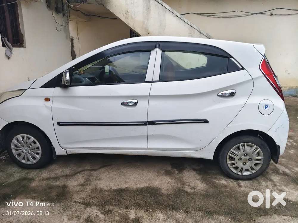 Hyundai Eon 2017 Petrol 110000 Km Driven