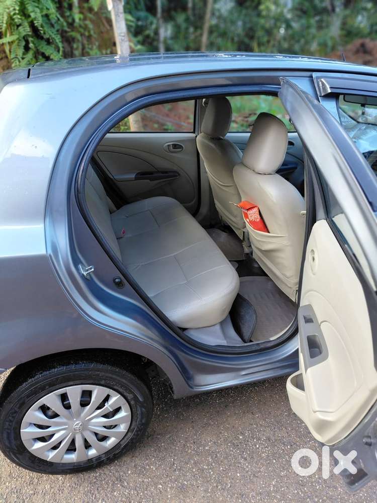 Toyota Etios Liva 2016