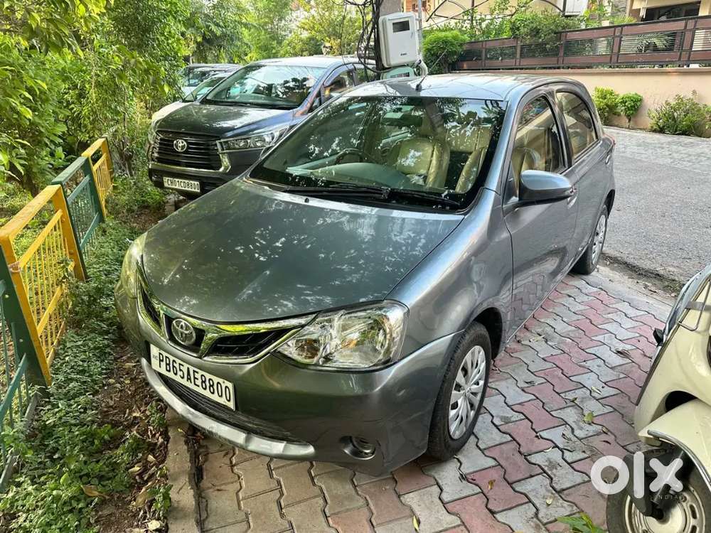 Toyota Etios Liva 2015